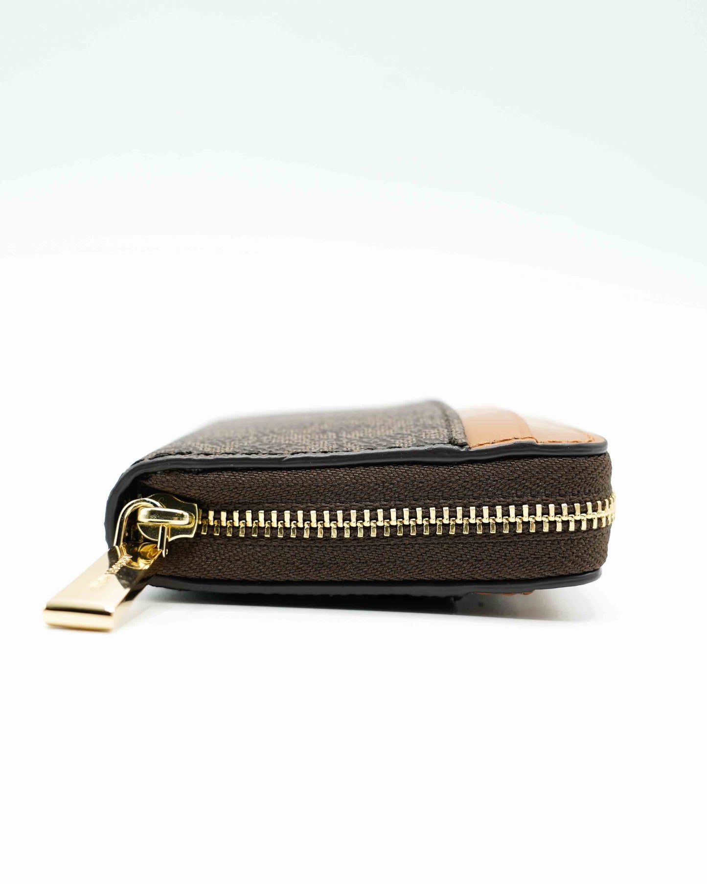 Jet Set Brown Zip Wallet